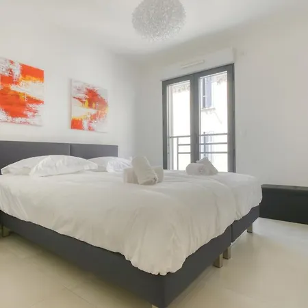Modern Apt Near Palais Des Festivals By Guestready Cannes